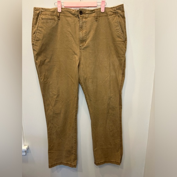 Old Navy Khaki Lived in Straight Pants (Built in Flex) - Picture 6 of 7